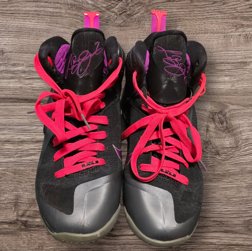 Nike LeBron 9 “Miami Nights” Men’s Basketball Shoes - Size 8